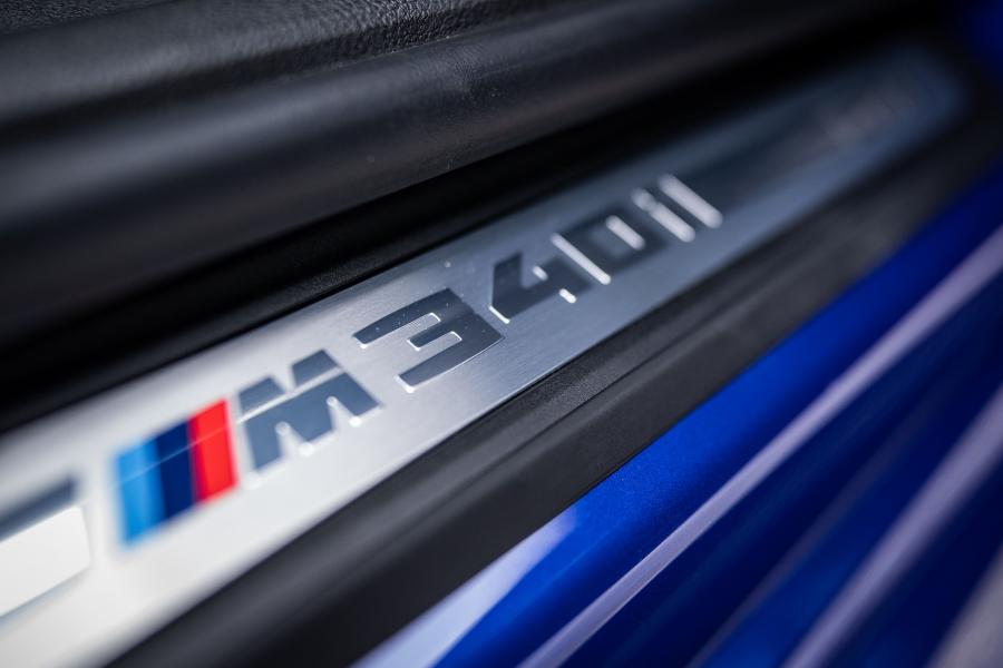 Логотип BMW M340i (G20) 2019 года  (NA) (фото 16 из 41)